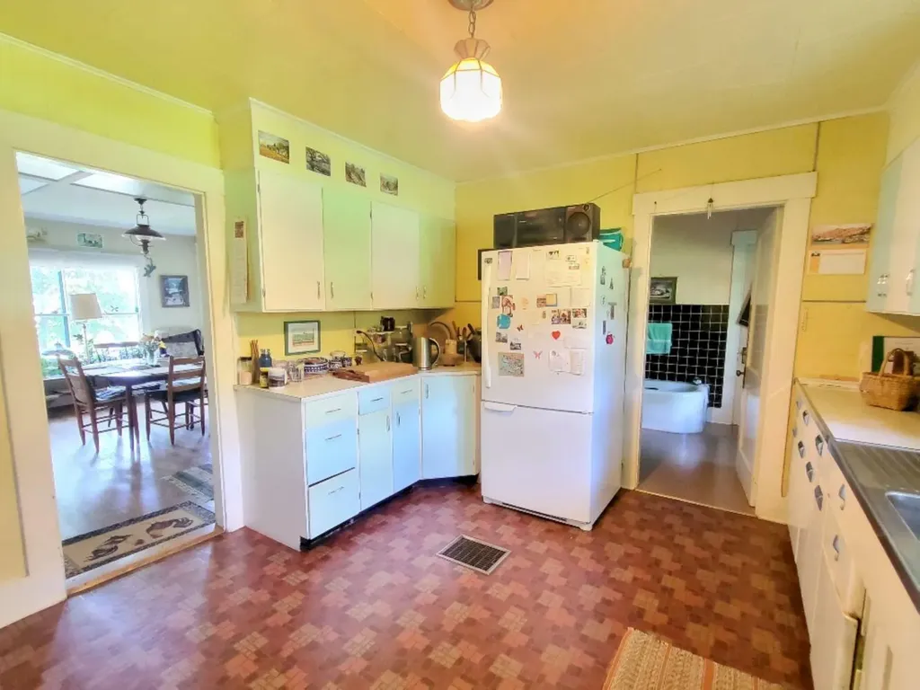 281 Temple Road Farmington ME 04938