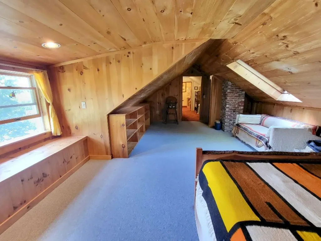 281 Temple Road Farmington ME 04938