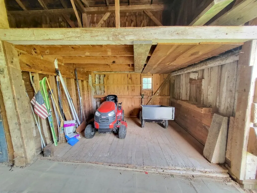 281 Temple Road Farmington ME 04938