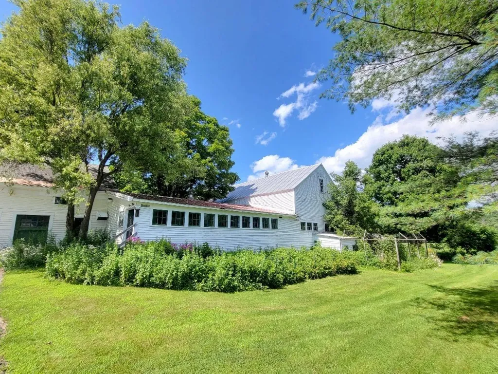 281 Temple Road Farmington ME 04938