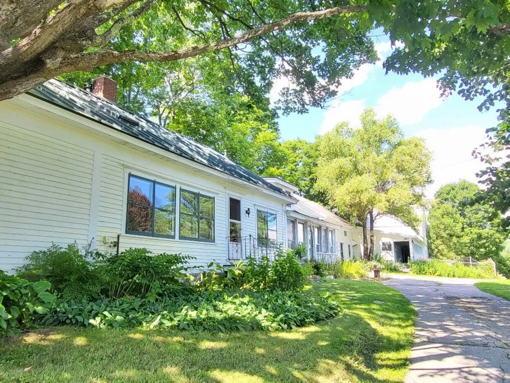 281 Temple Road Farmington ME 04938
