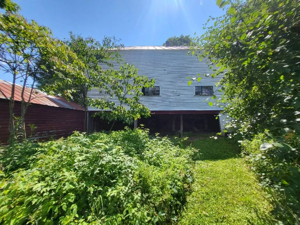281 Temple Road Farmington ME 04938