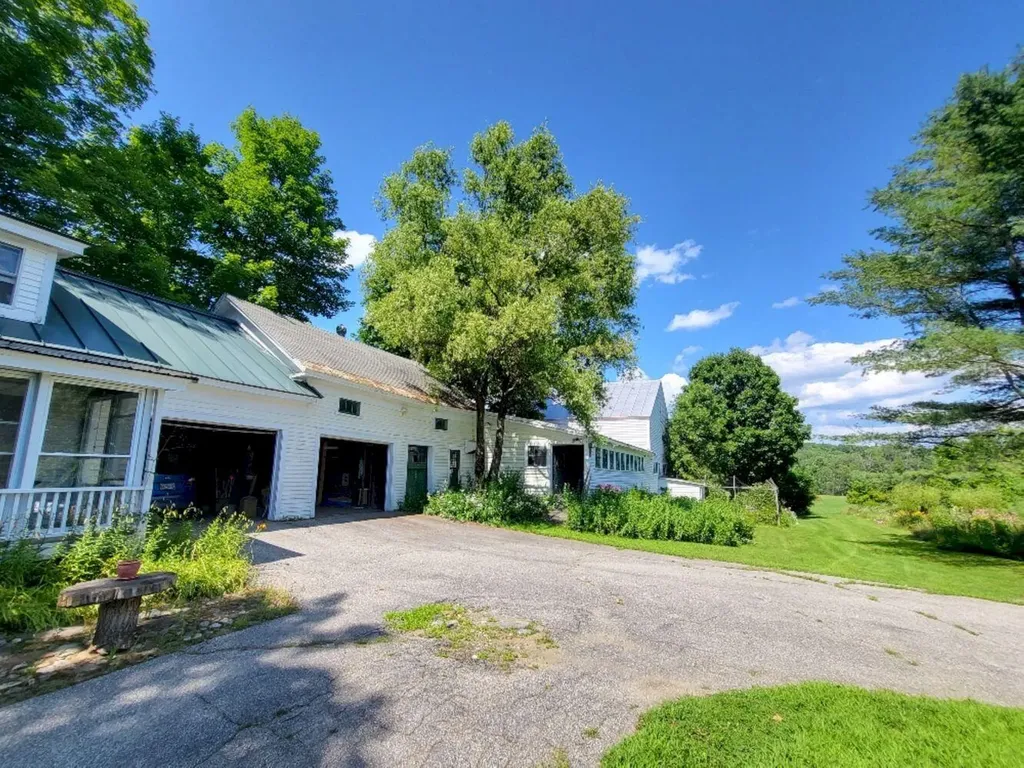 281 Temple Road Farmington ME 04938