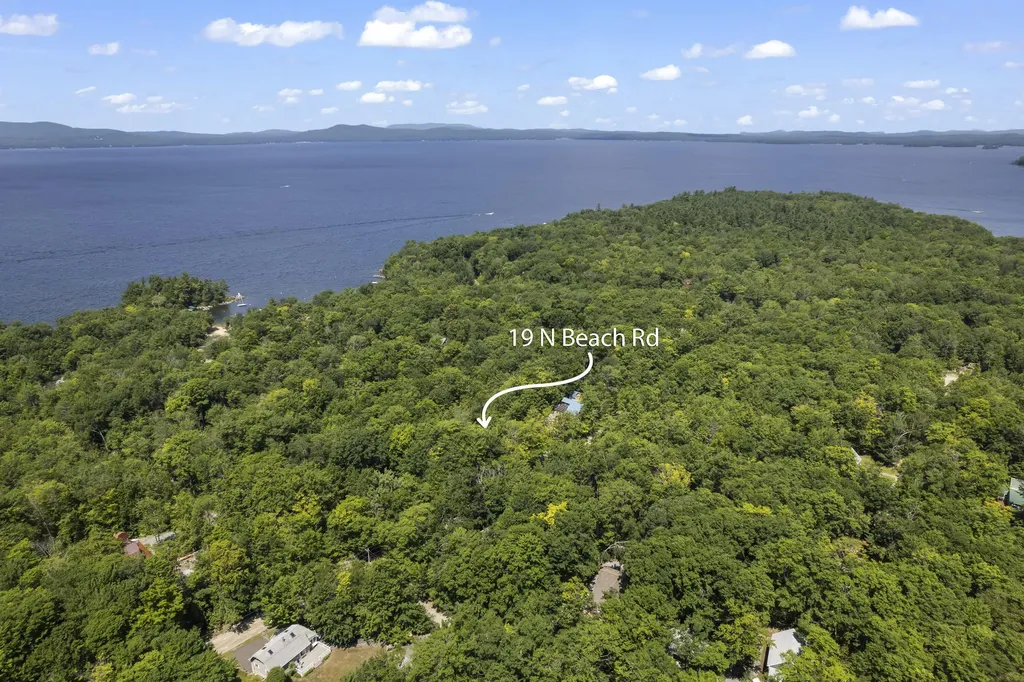 19 N North Beach Road Frye Island ME 04071