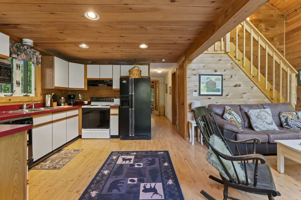 19 N North Beach Road Frye Island ME 04071