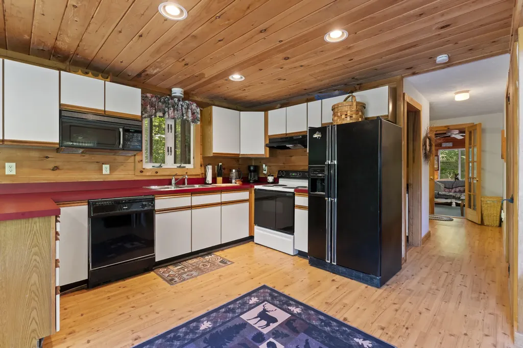 19 N North Beach Road Frye Island ME 04071