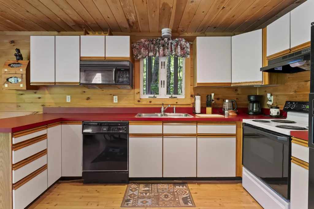 19 N North Beach Road Frye Island ME 04071