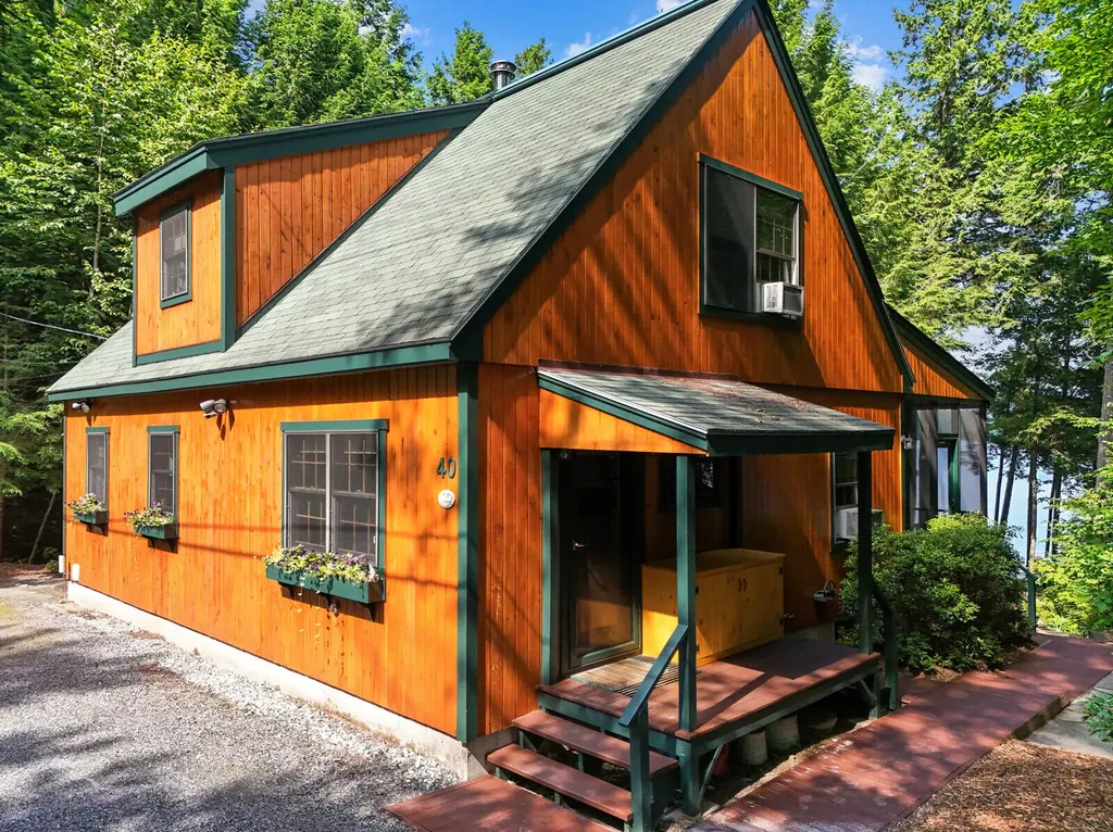 40 South Mountain Drive Rome ME 04963