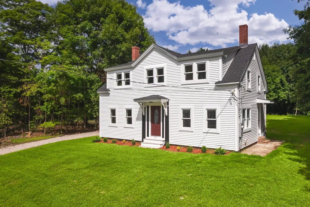 Kittery ME, 49 Manson Road