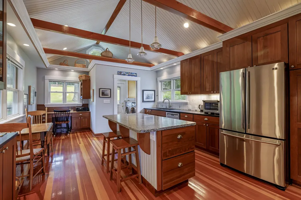 49 Oak Hill Lane Stonington ME 04681