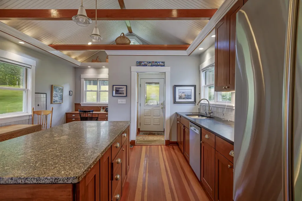 49 Oak Hill Lane Stonington ME 04681