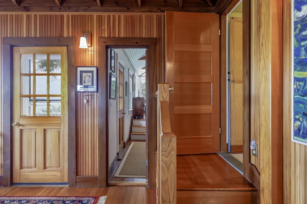 49 Oak Hill Lane Stonington ME 04681