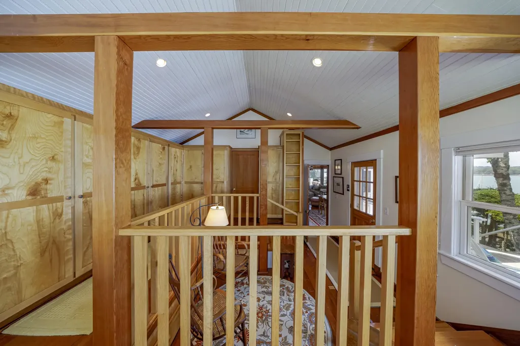 49 Oak Hill Lane Stonington ME 04681