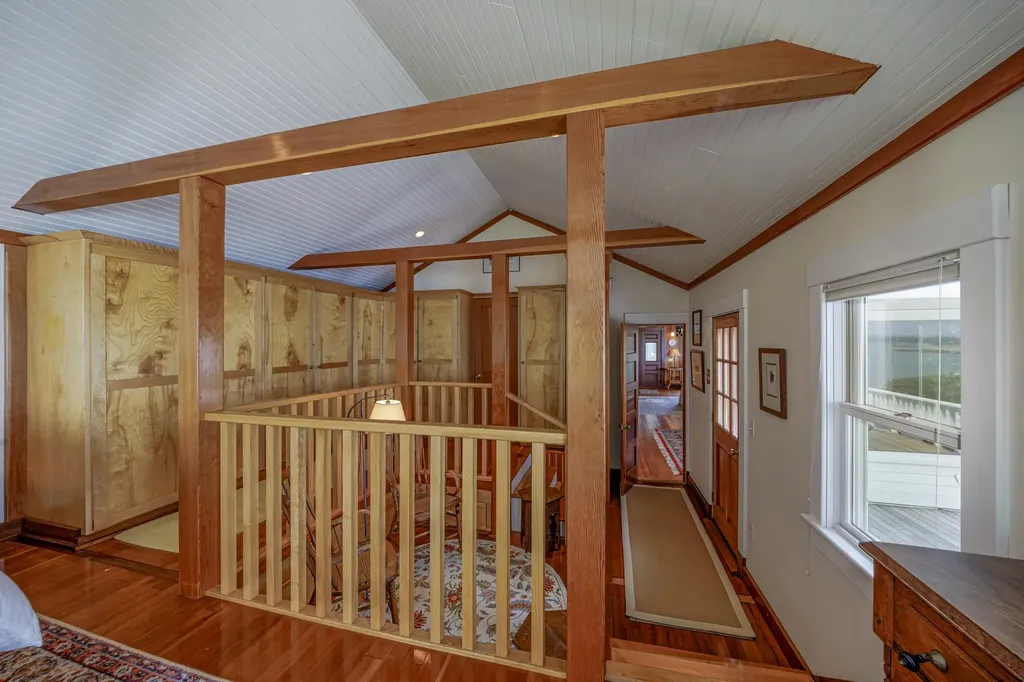 49 Oak Hill Lane Stonington ME 04681