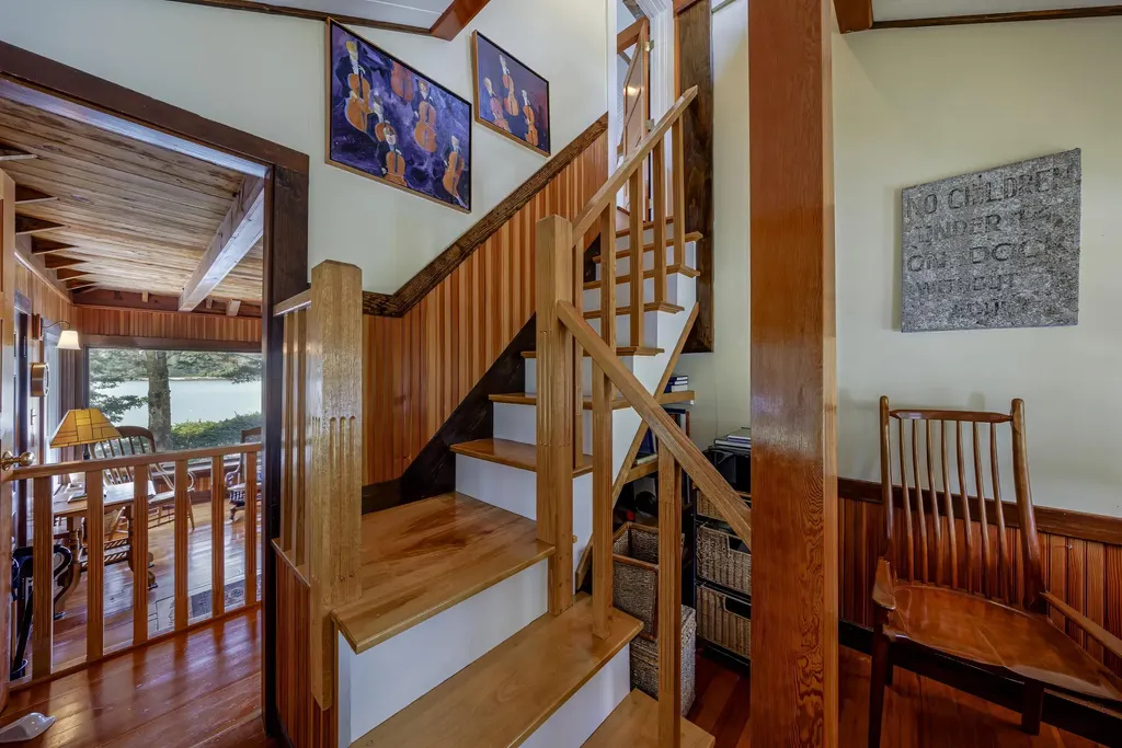 49 Oak Hill Lane Stonington ME 04681