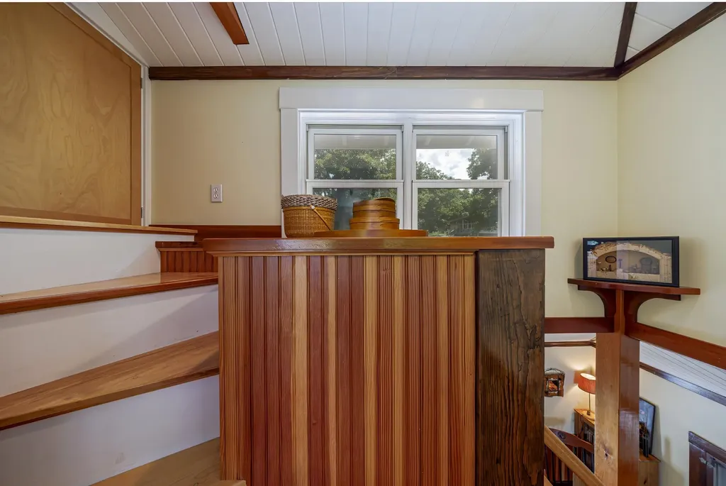 49 Oak Hill Lane Stonington ME 04681
