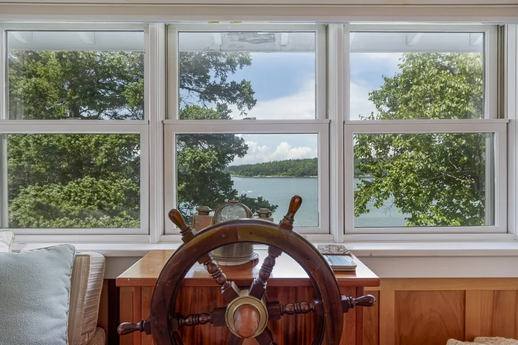 49 Oak Hill Lane Stonington ME 04681