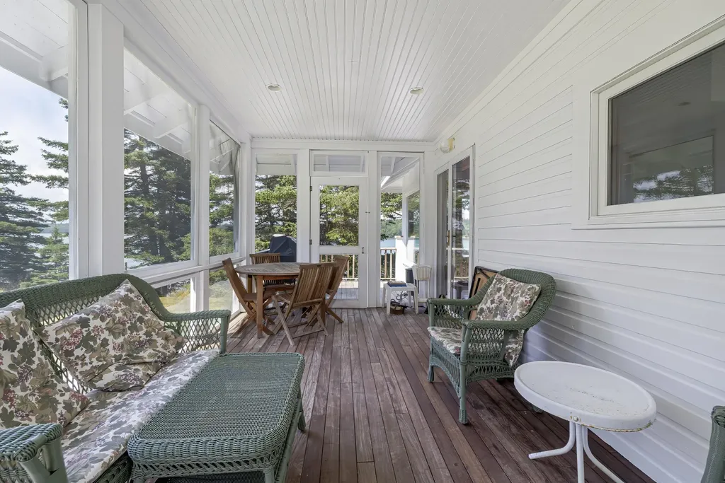 49 Oak Hill Lane Stonington ME 04681