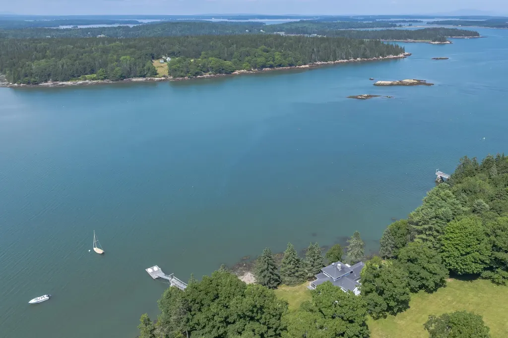 49 Oak Hill Lane Stonington ME 04681