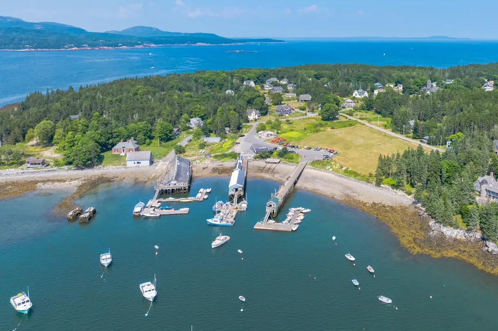 20 Main Street Cranberry Isles ME 04646