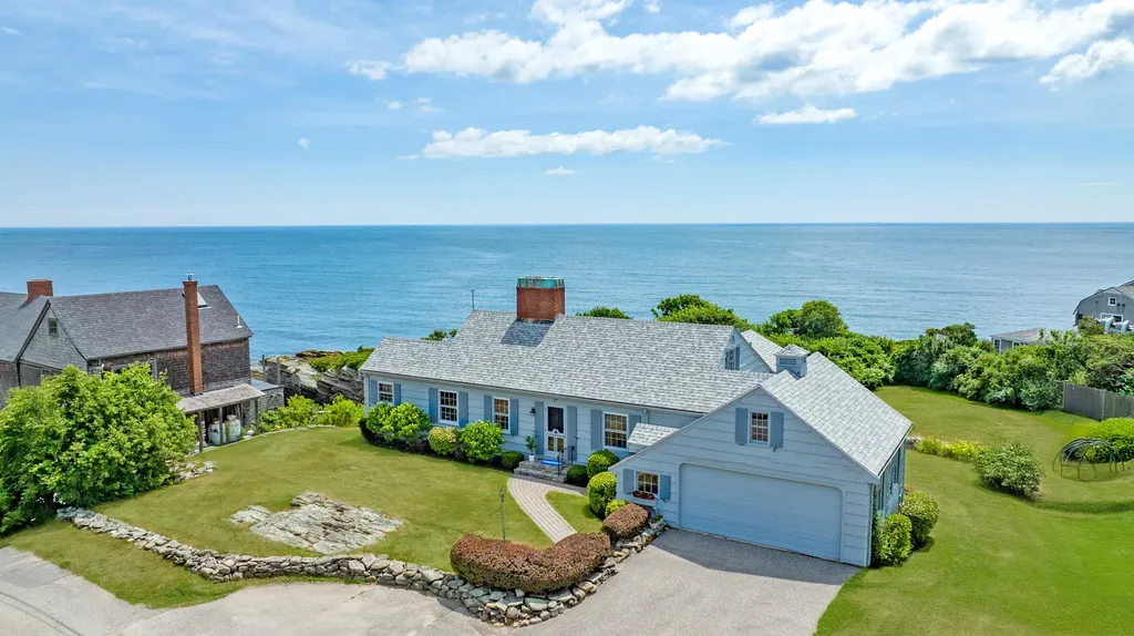 17 Smugglers Cove Road Cape Elizabeth ME 04107
