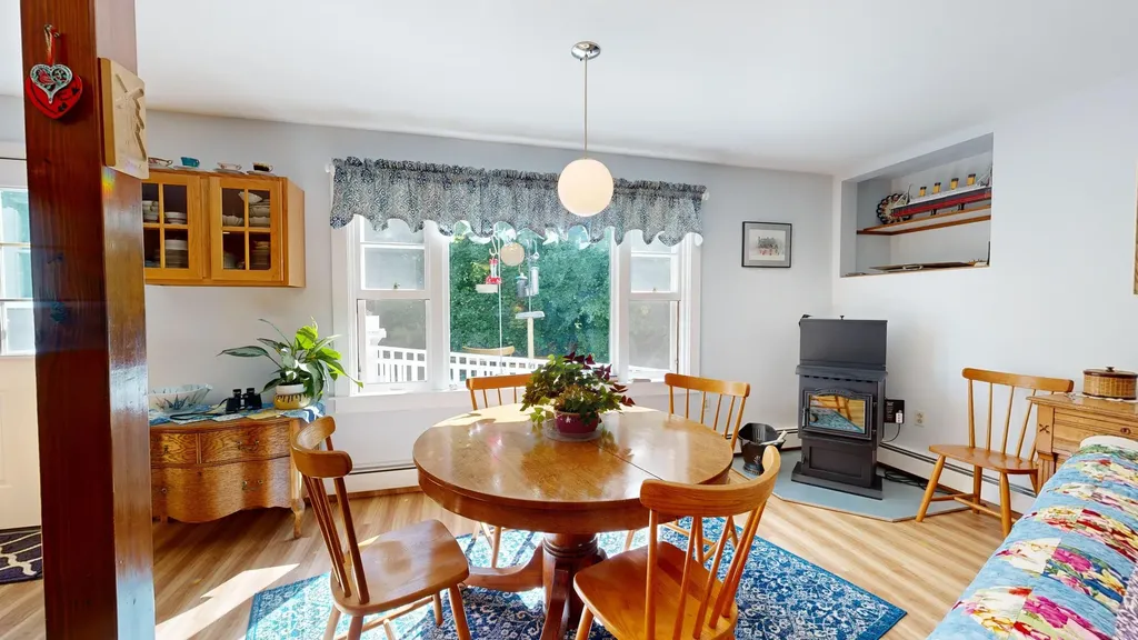181 Whitney Street Auburn ME 04210