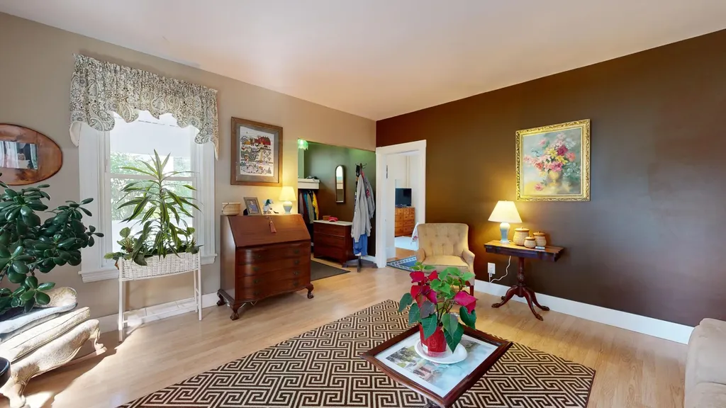 181 Whitney Street Auburn ME 04210