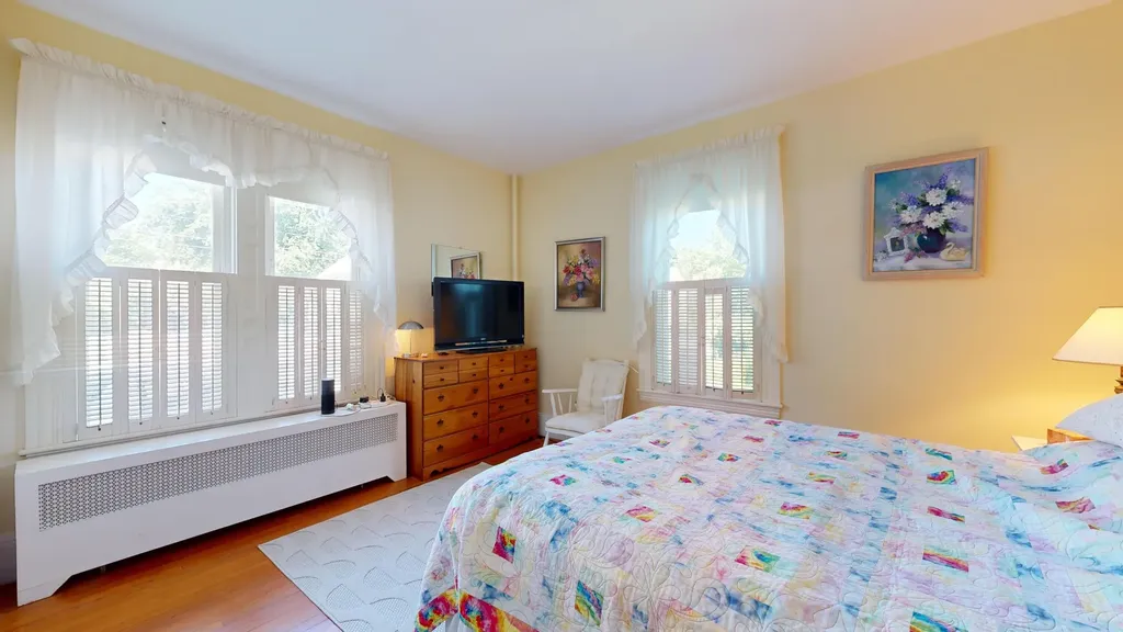 181 Whitney Street Auburn ME 04210
