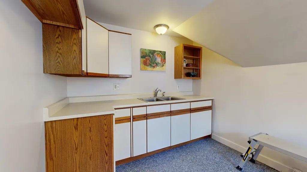 181 Whitney Street Auburn ME 04210