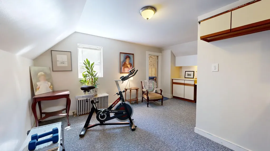 181 Whitney Street Auburn ME 04210