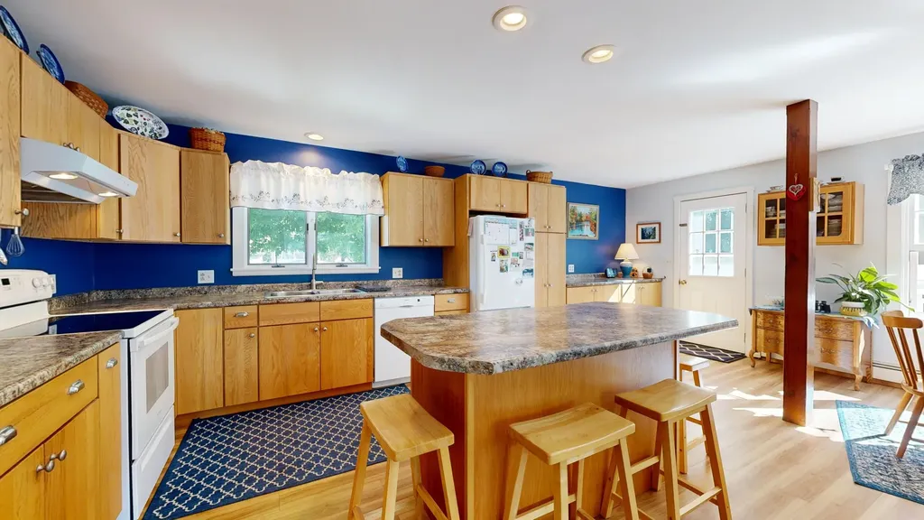 181 Whitney Street Auburn ME 04210