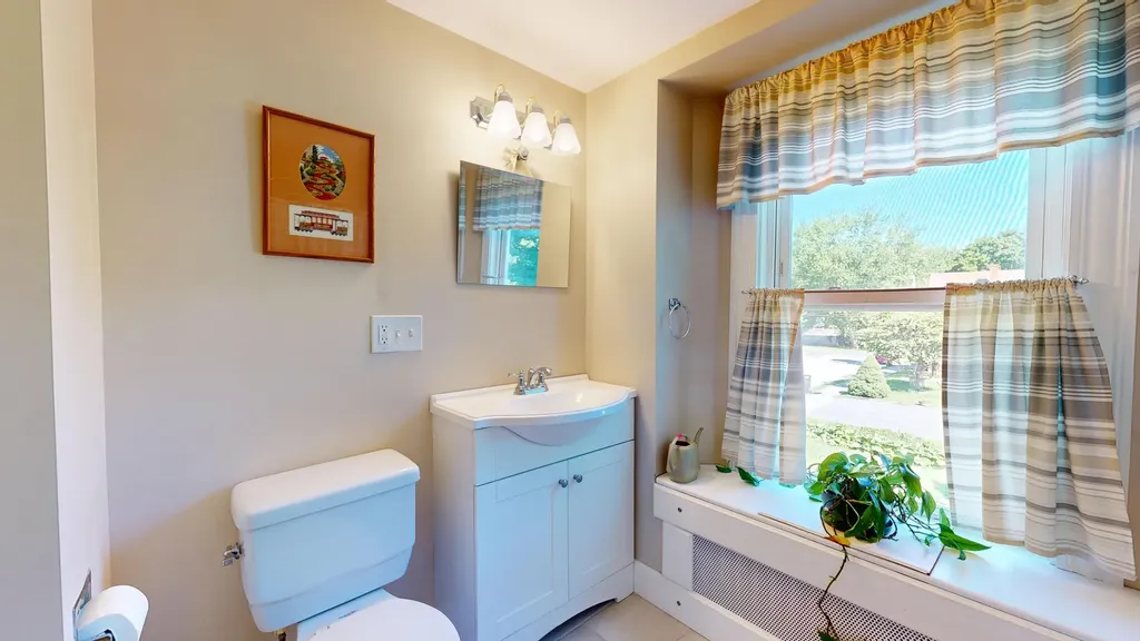 181 Whitney Street Auburn ME 04210