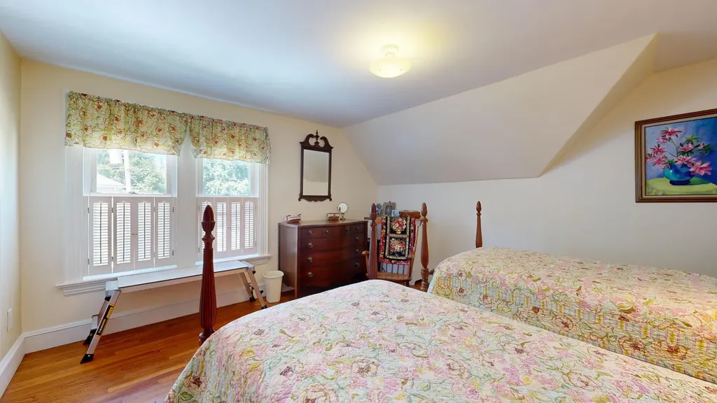 181 Whitney Street Auburn ME 04210