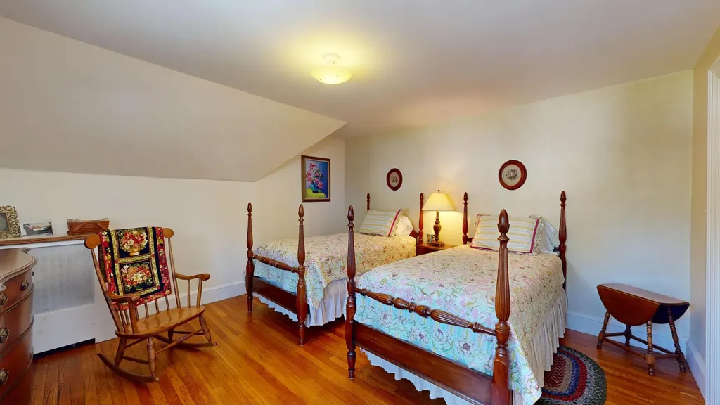 181 Whitney Street Auburn ME 04210