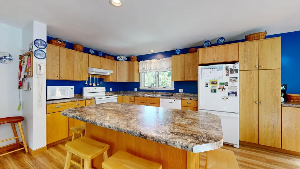 181 Whitney Street Auburn ME 04210