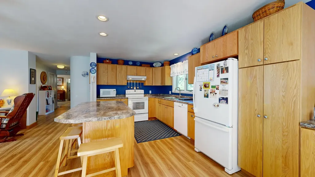 181 Whitney Street Auburn ME 04210