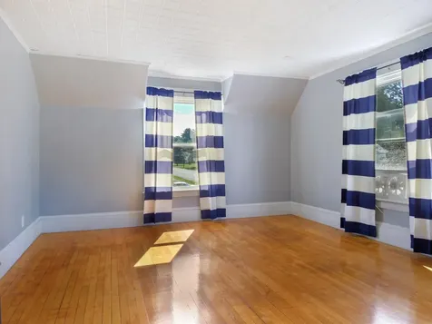 16 Park Street Madison ME 04950