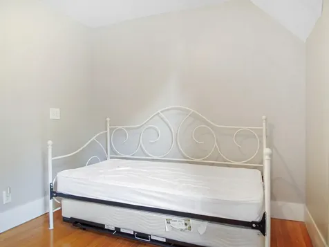16 Park Street Madison ME 04950