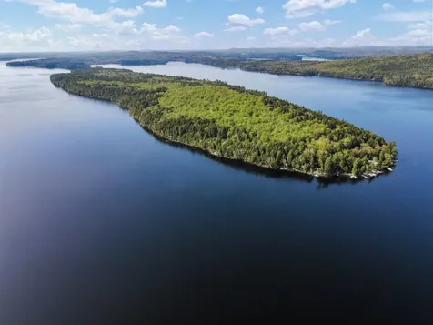 30 Hoyt Island Belgrade ME 04917