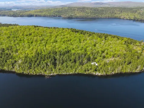 30 Hoyt Island Belgrade ME 04917