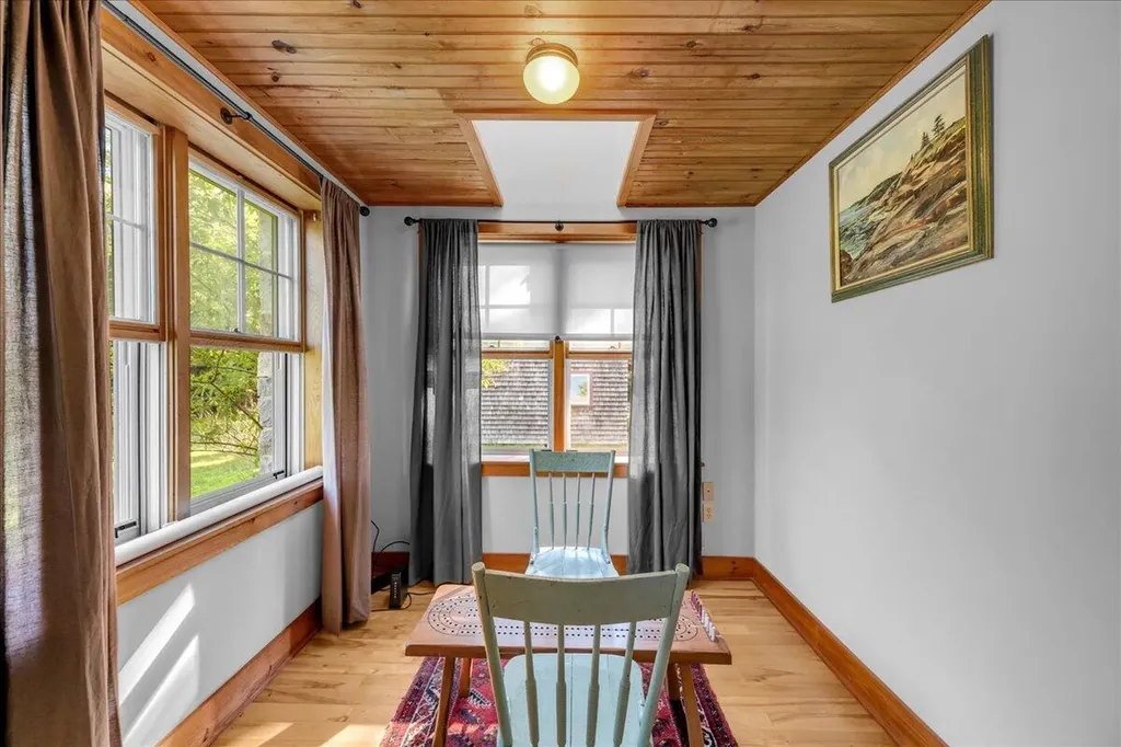 62 York Road Blue Hill ME 04614