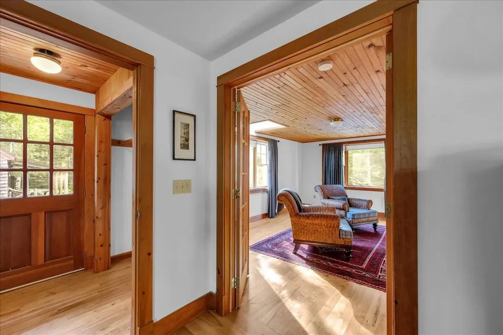 62 York Road Blue Hill ME 04614