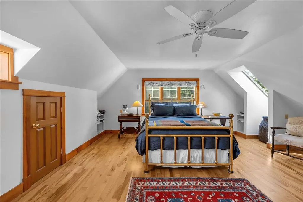 62 York Road Blue Hill ME 04614