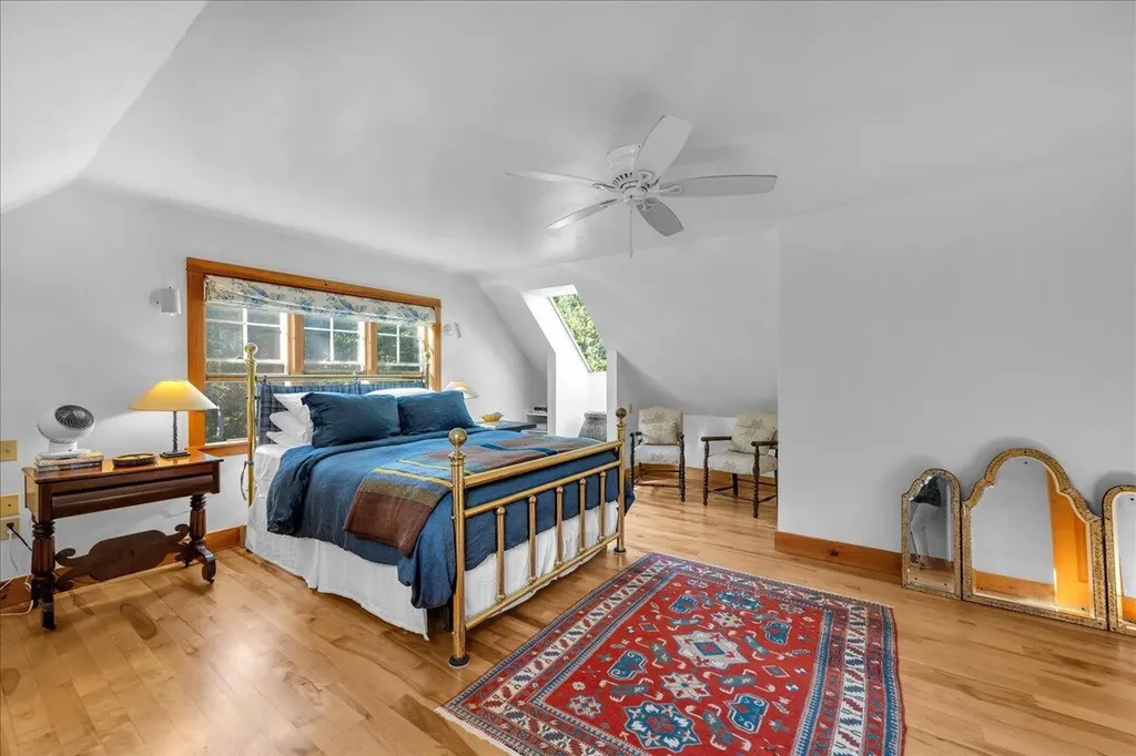 62 York Road Blue Hill ME 04614