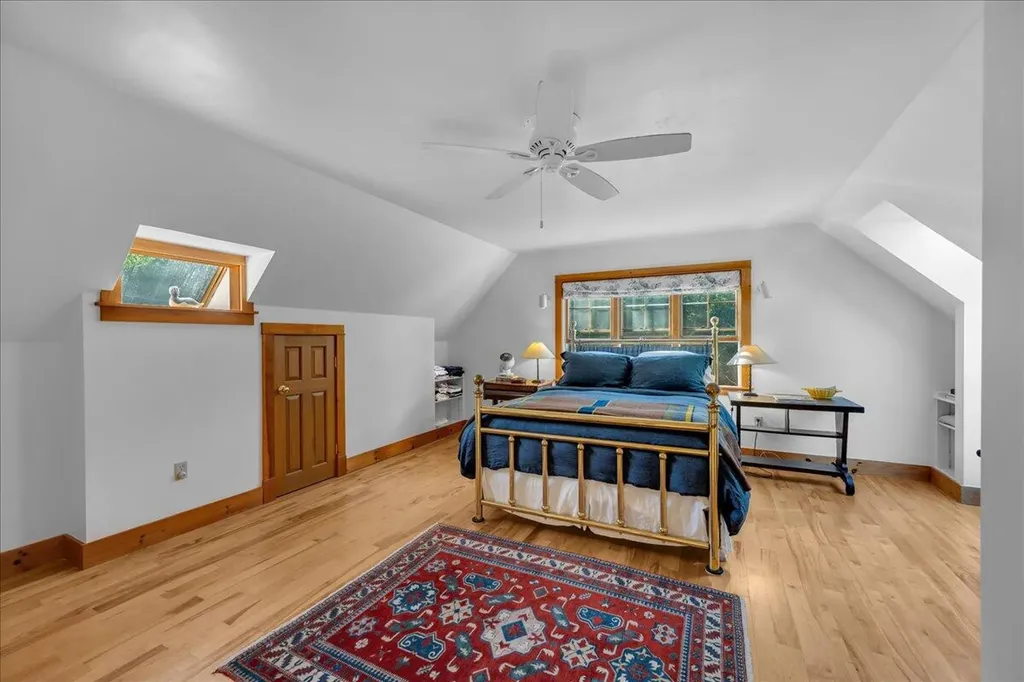 62 York Road Blue Hill ME 04614