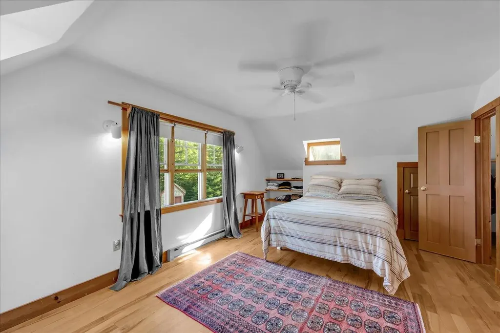 62 York Road Blue Hill ME 04614