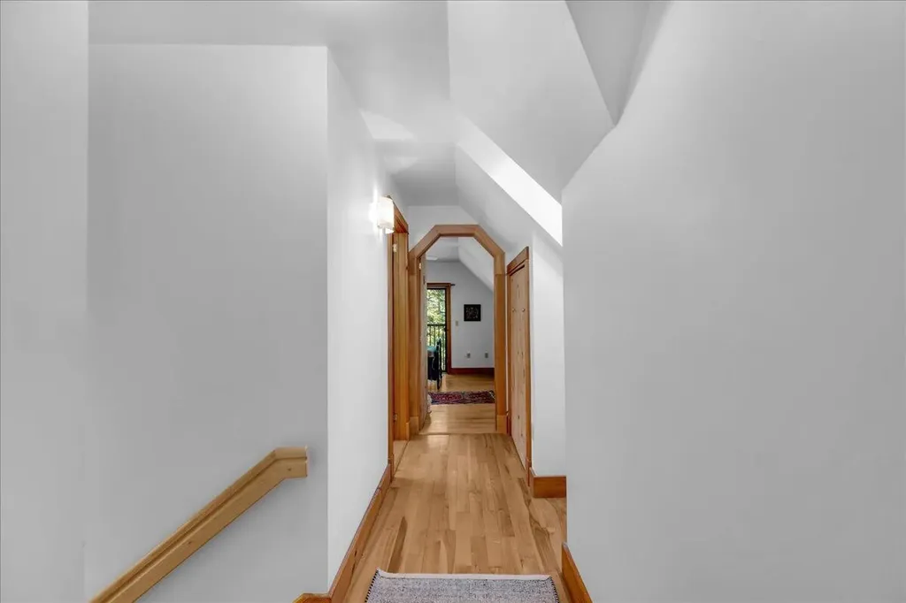 62 York Road Blue Hill ME 04614