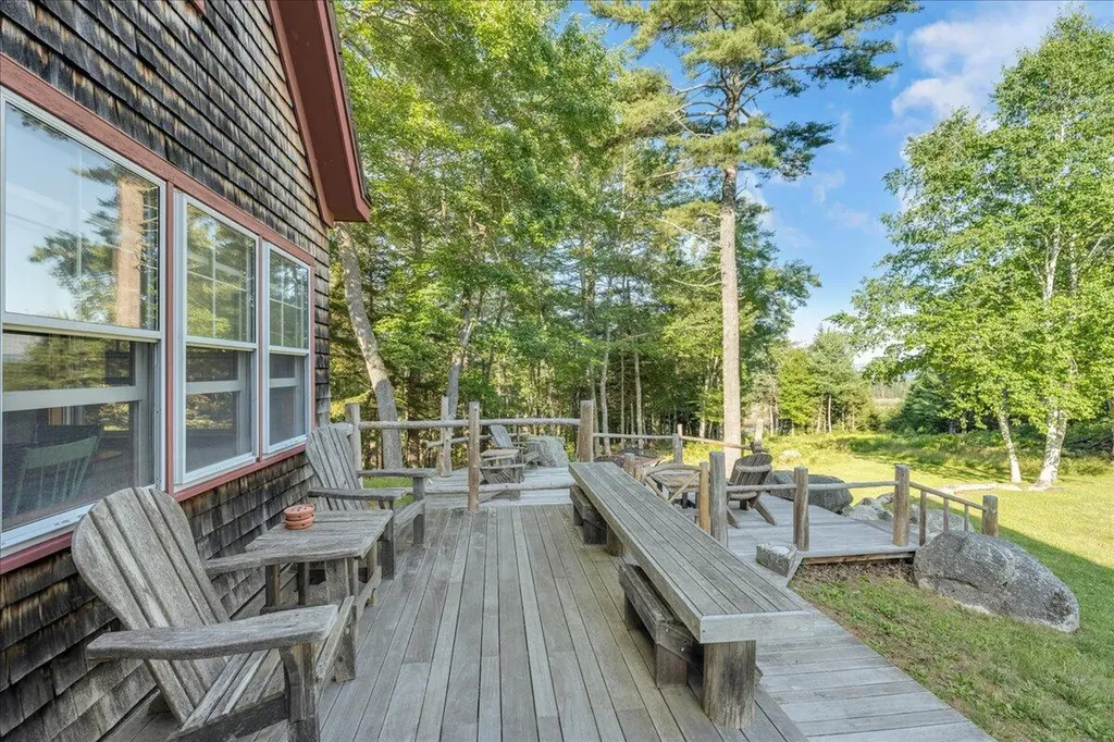 62 York Road Blue Hill ME 04614