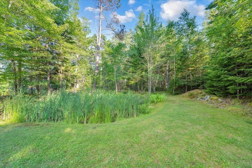 62 York Road Blue Hill ME 04614