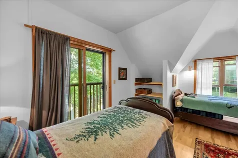 62 York Road Blue Hill ME 04614